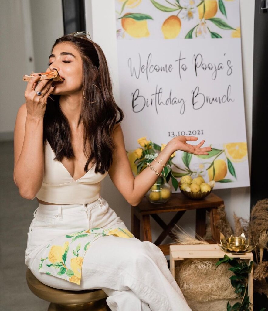 pooja hegde birthday pic