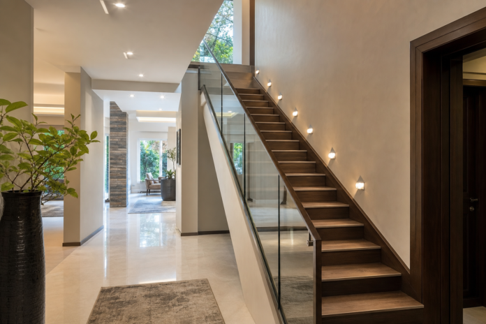 vastu for staircase direction