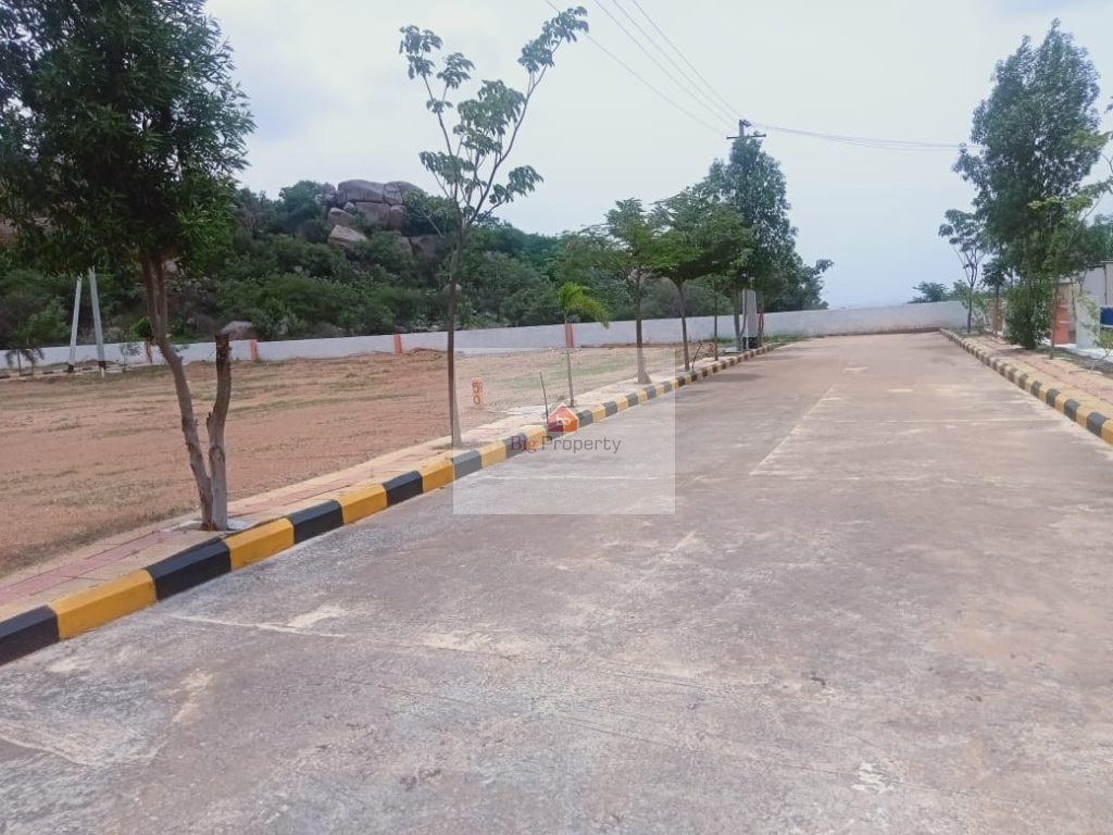 Farm plots for sale at kandukur