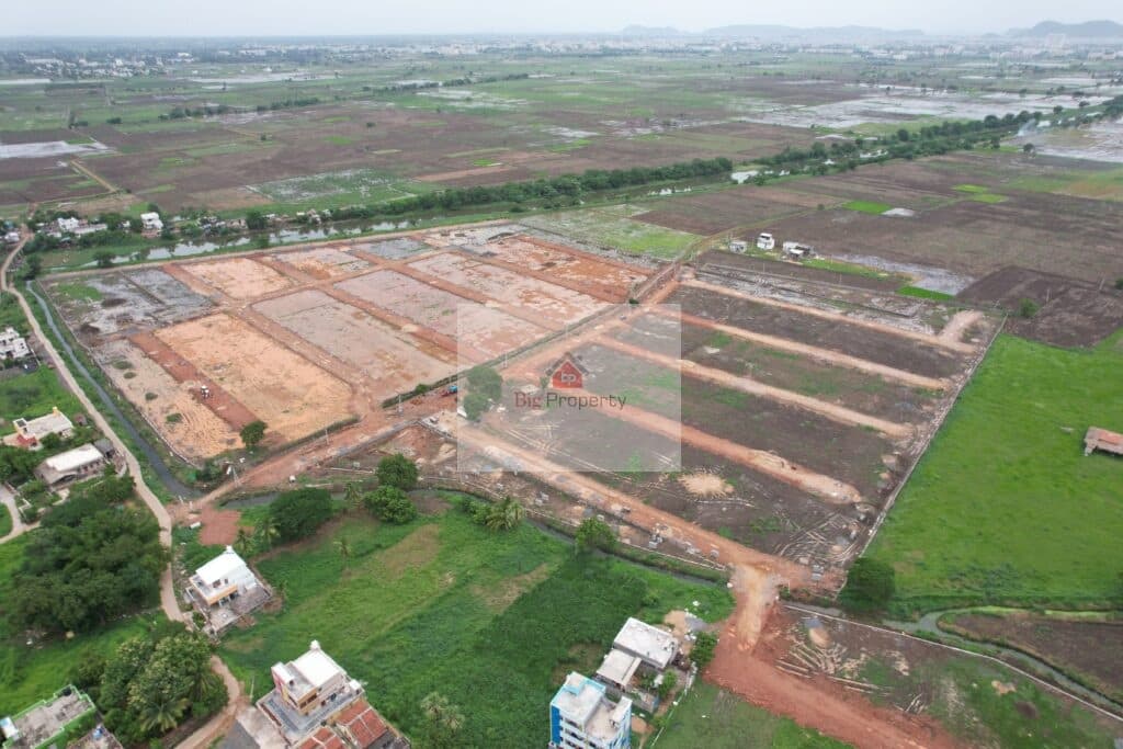 plots for sale in gudavalli