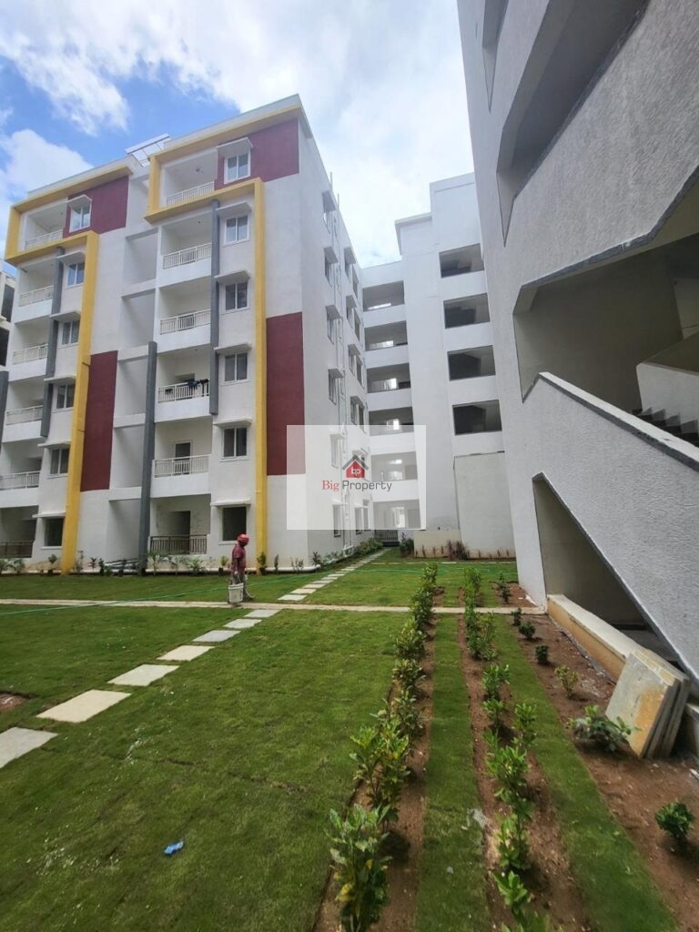 2 bhk flat for sale in gandimaisamma