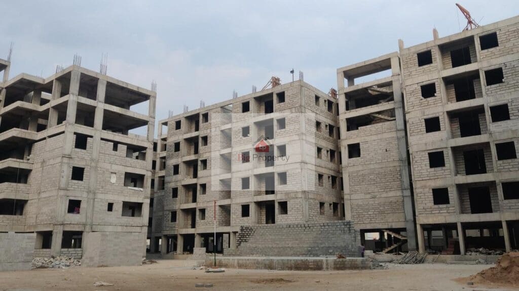 flats in kompally